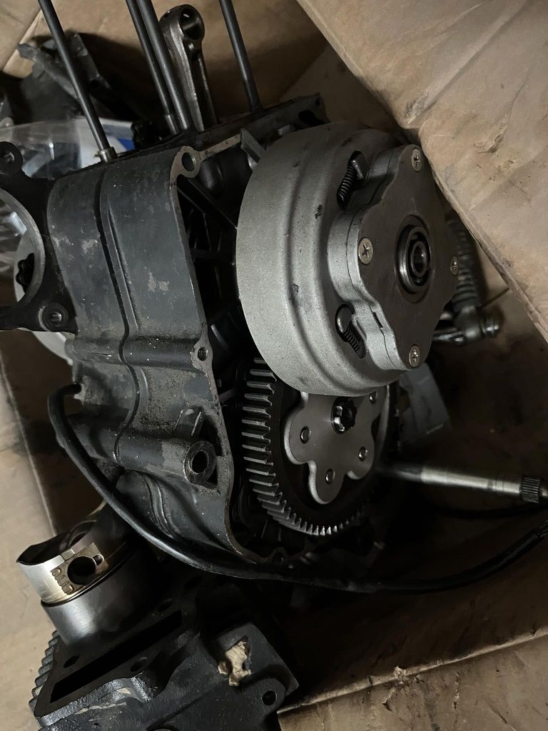 Motor motocicletā 125 4t