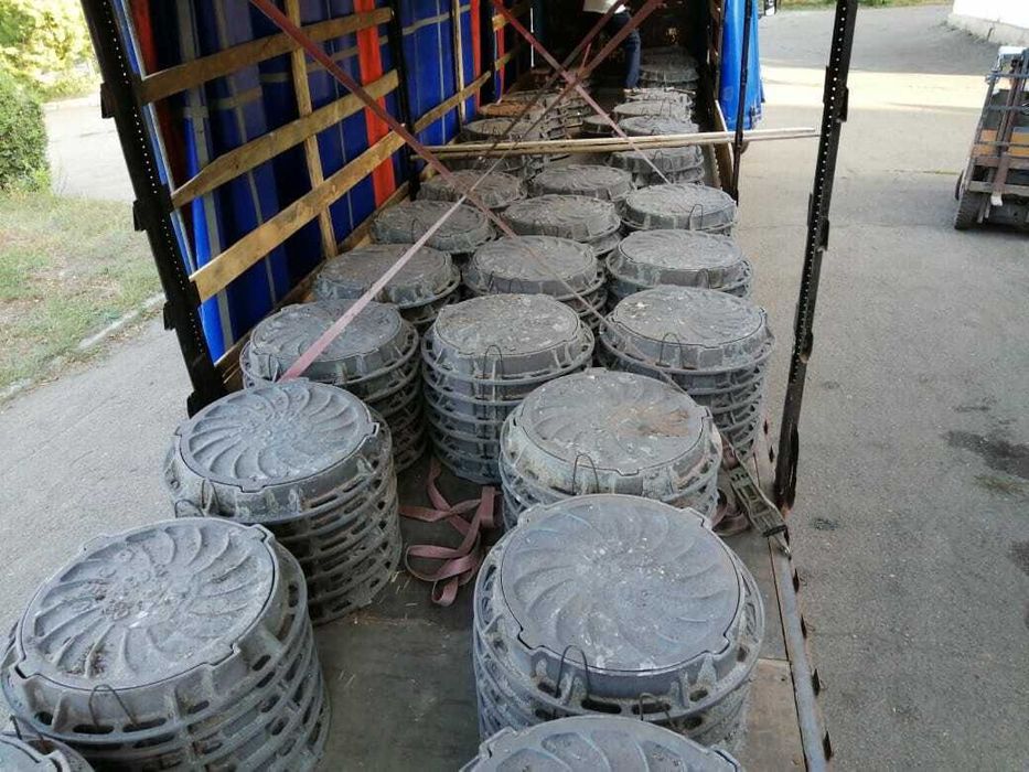 Канализационные люки полимерные, чугунные. Новые производство Россия.