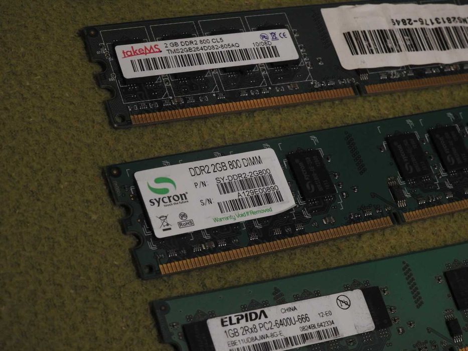 Harddiskuri si memorii laptop si pc