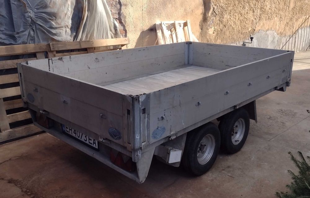 "Schmid PAT 250 UEL" Масивно двуосно ремарке 1300кг