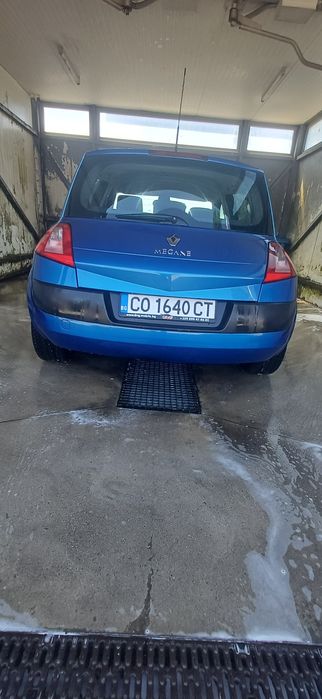 Продавам рено меган 2 2003г 1.5 DCI 82 к.с