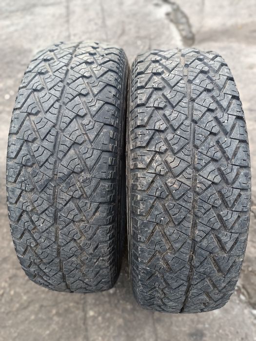 Гуми  за джип 215/70R16 A/T