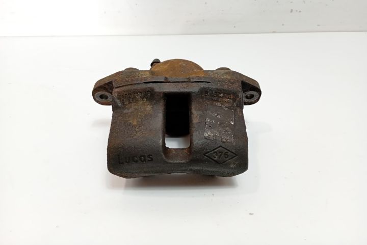 Etrier  dreapta fata Dacia Logan prima generatie