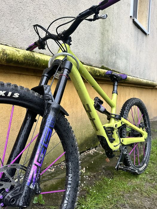Vand bicicleta  full suspension YT CAPRA