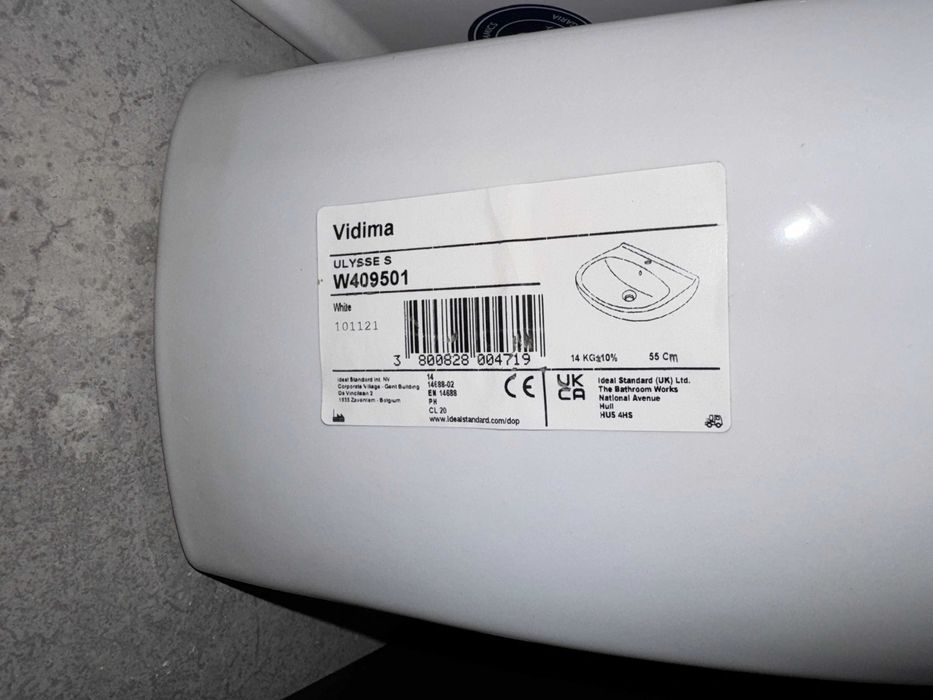 Vand lavoar Ideal Standard cu picior