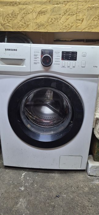 Продам стиральную машинку Samsung 6кг