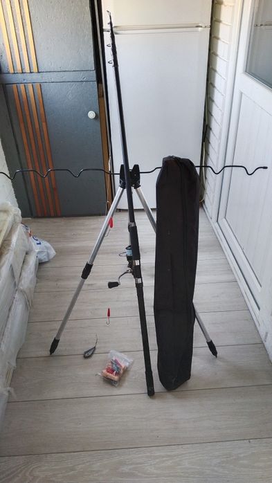 Готовая снасть для рыбалки в хорошем состоянии