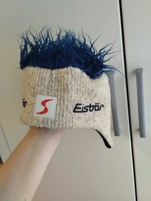 Caciuli Eisbar pt copii  20 lei/ buc