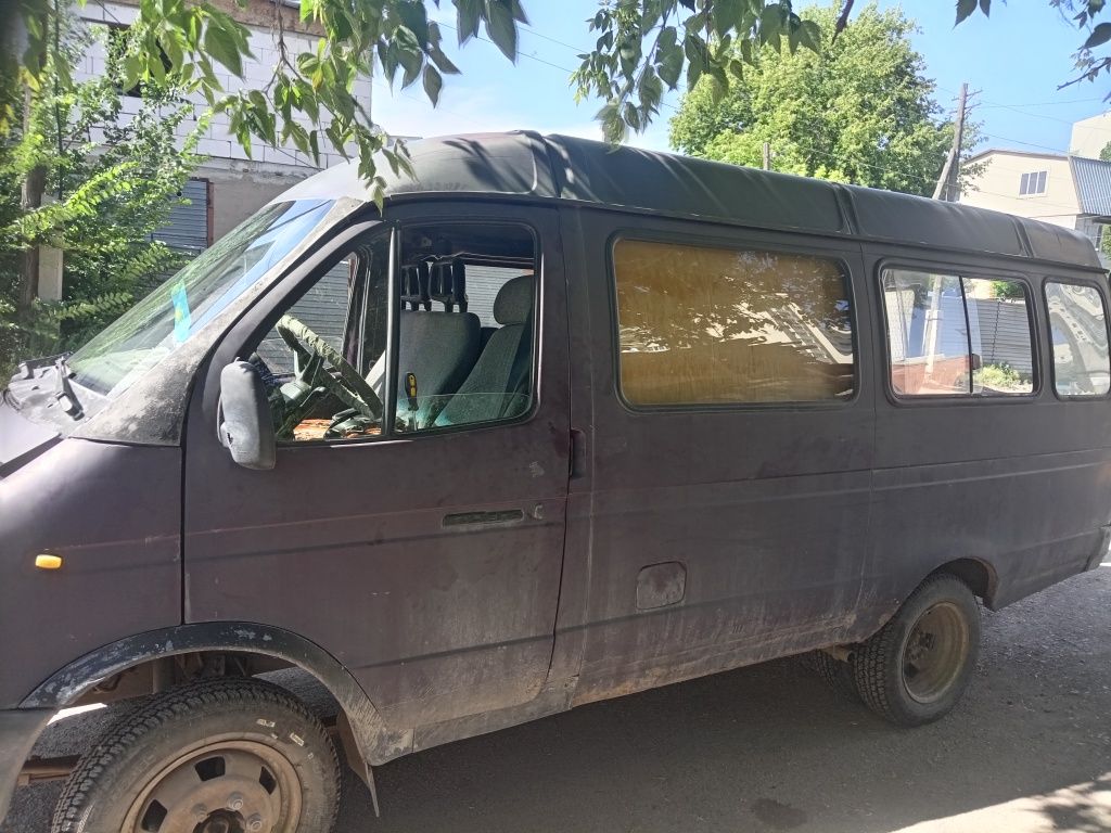 Продам газель цельнометалическую