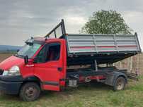 Vând camion si excavator