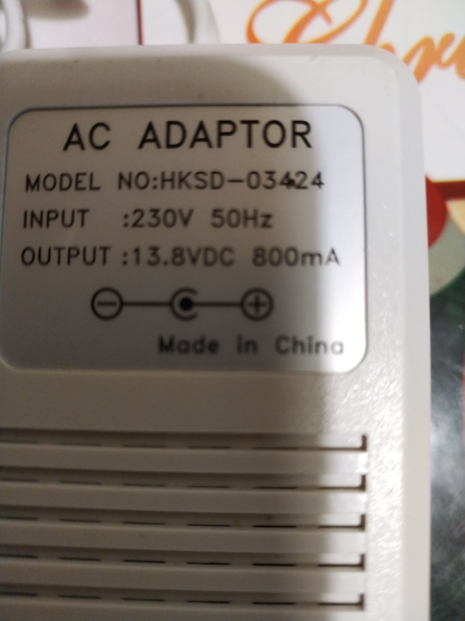 Incarcator alimentator adaptor transformator 13,8V 800mA