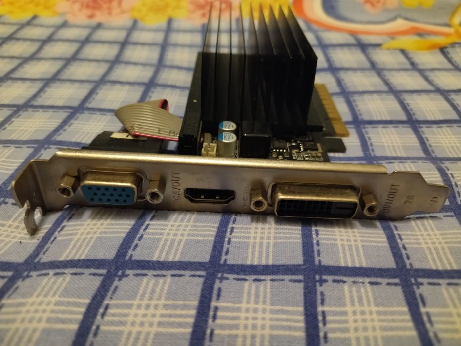 Placa Video GeForce 2 Gb DDR3