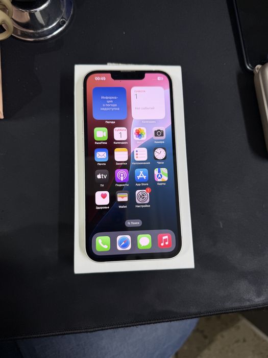 Айфон 13.