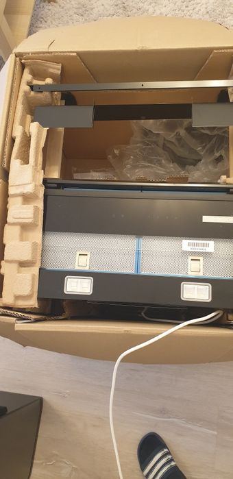 Hota incorporabila, noua, neagra, Bosch