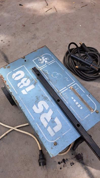Aparat de sudura Trs 180 la  220, 380v