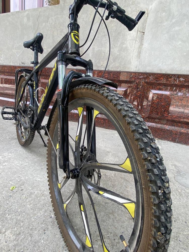 Velosiped sotiladi