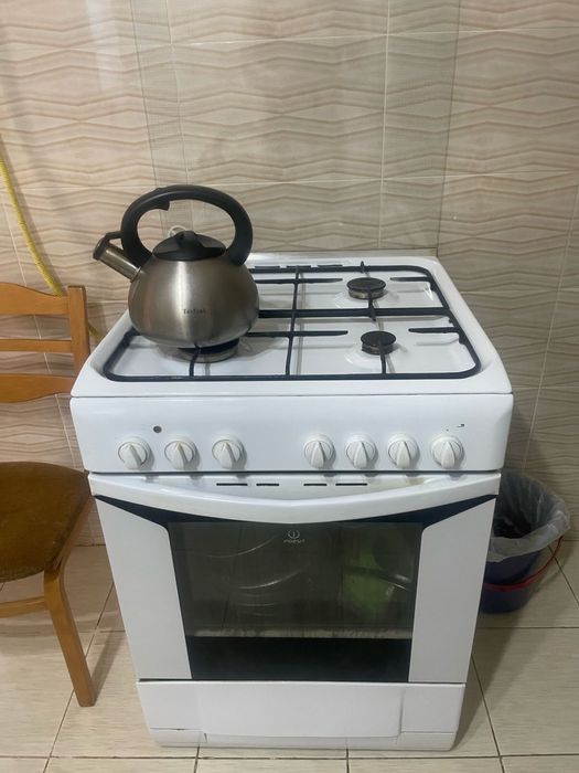 Газ плита indesit