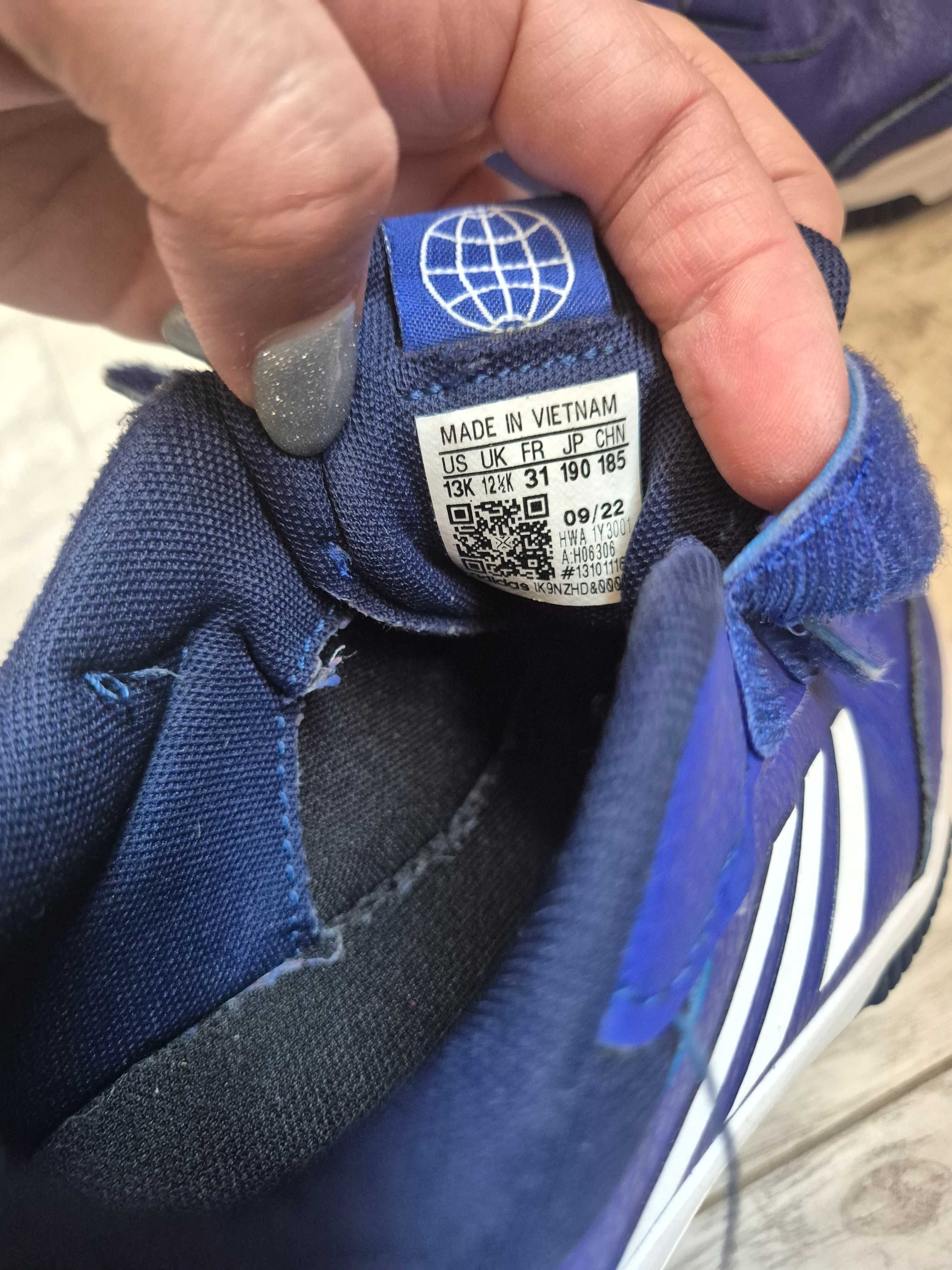 Ботуши и маратонки Адидас adidas боти 26 31