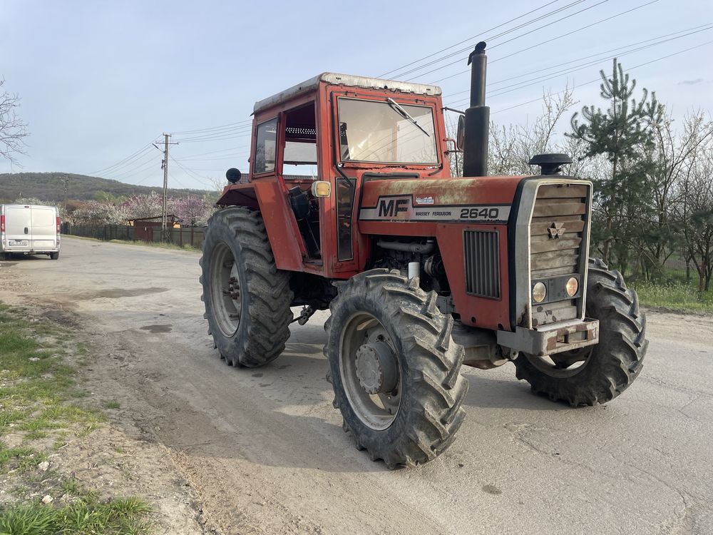 Tractor Massey Ferguson