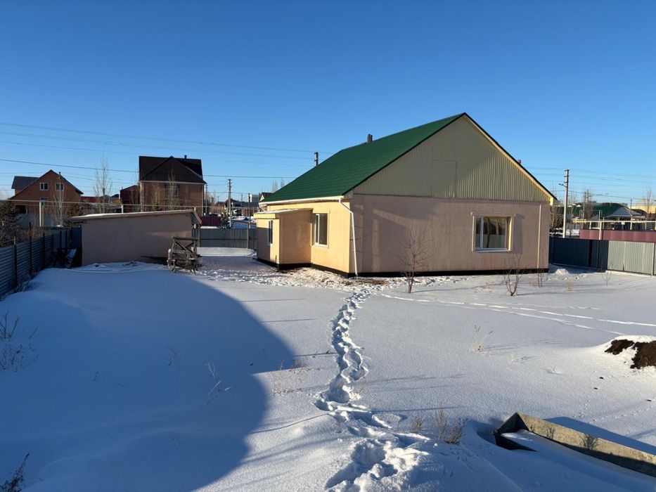 Продам дом с большим участком