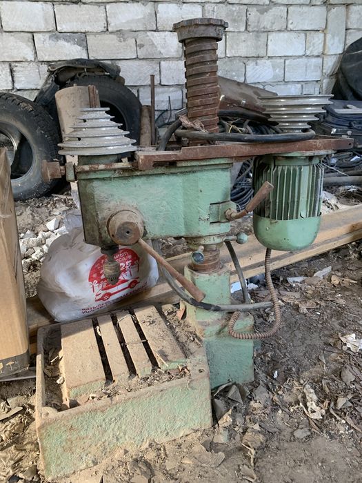 Сверлильный станок 2м112