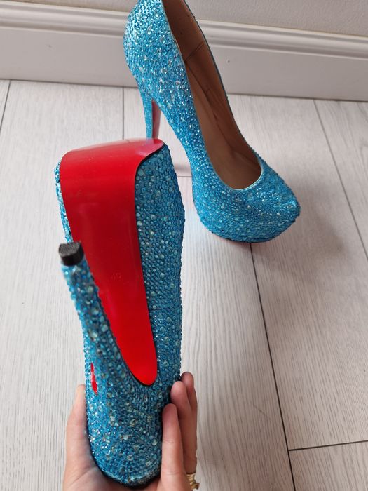 Pantofi marimea albastri