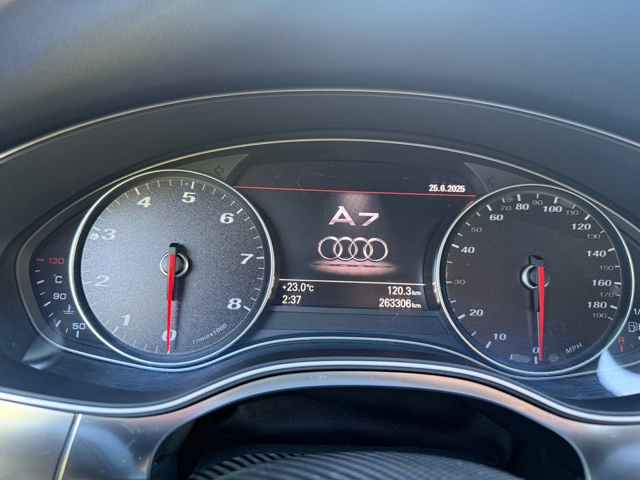 Audi A7 S-Line Quattro TFSI V6 310cp 2012