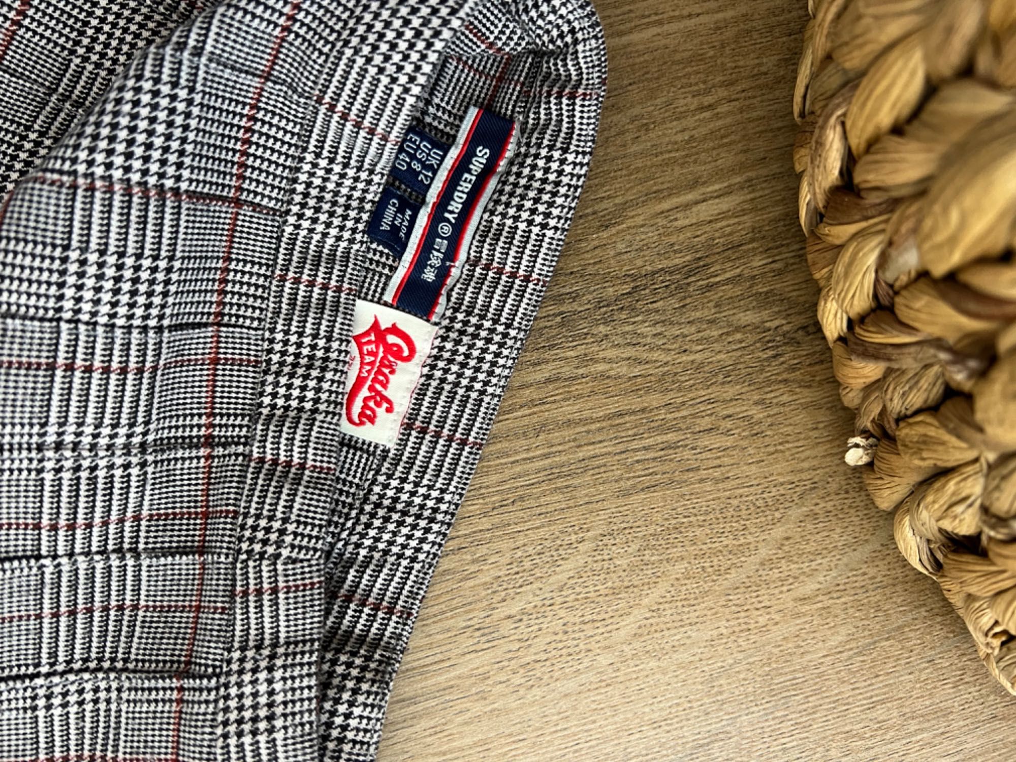 Пола на марката Superdry