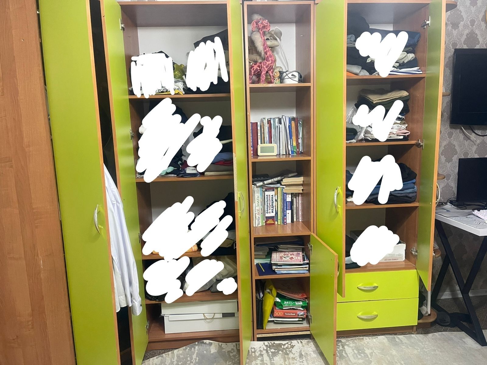 Шкафы для спальни, для подростков