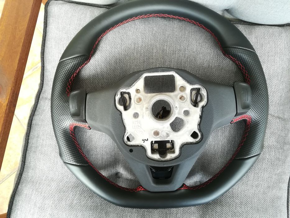 Волан голф 8 gti. . Оригинален.