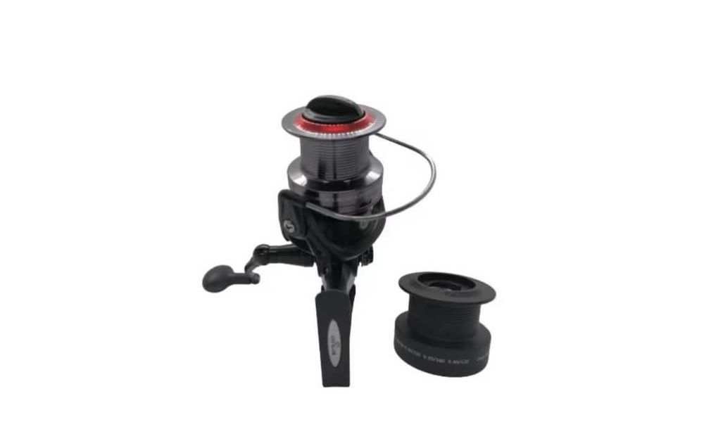 Mulineta WIND BLADE HFR6000 tambur long cast si BAITRUNNER 10 rulmenti