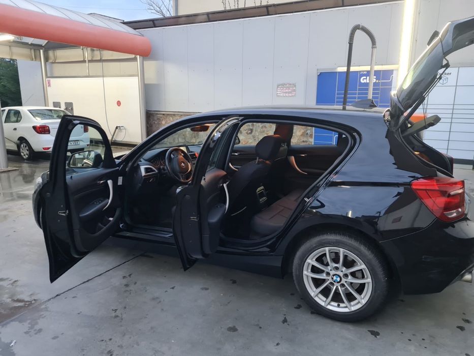 BMW Seria 1 anul 2015