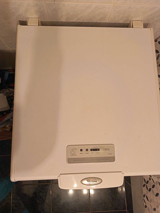 Lada frigorifica WHIRPOOL WH1410 A+E