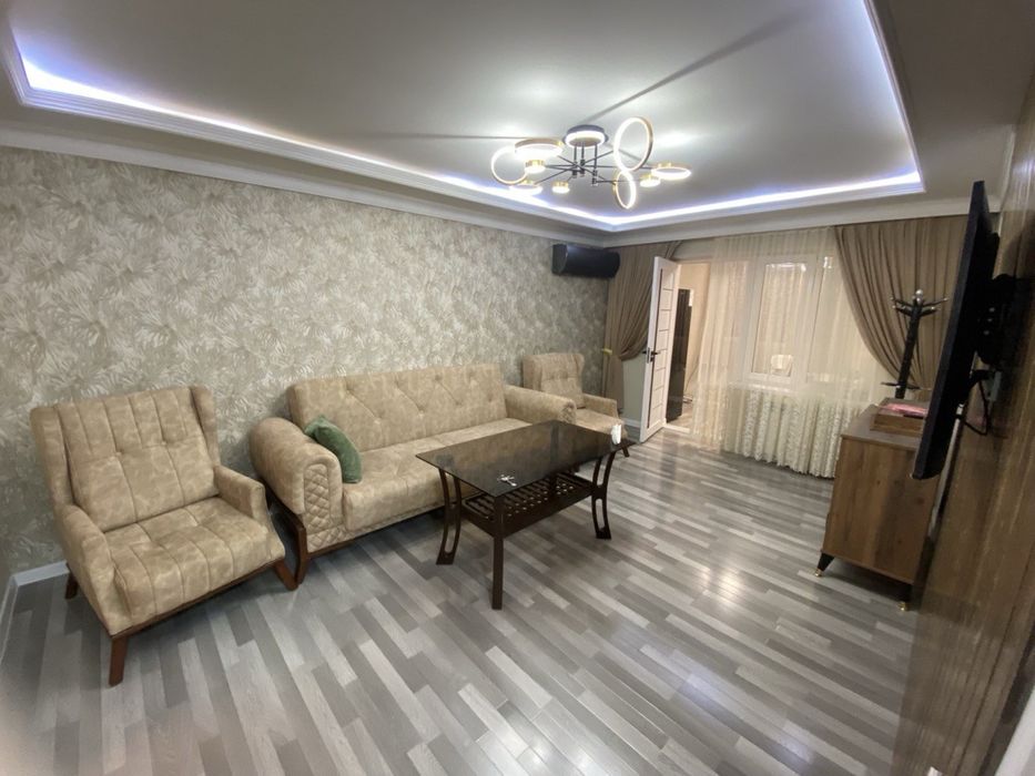 Сдается 2 ком Чиланзар 8 кв. ТЦ Пару  3 телевизора, 2 кондиционера