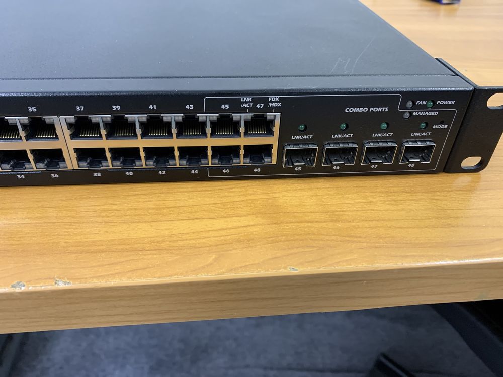 Суич Дел 48 порта Switch Dell PowerConnect 2848