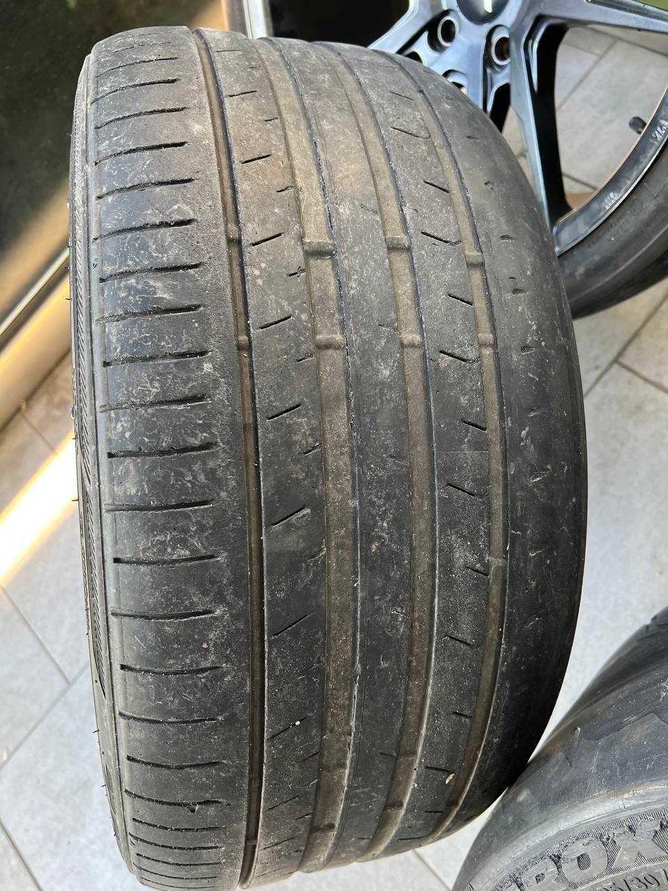 Japan Racing JR21 / R19 - J9.5 ET30 - J11 ET30 - 5x120 - 74.1