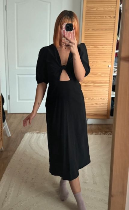 Rochie midi cu cutout