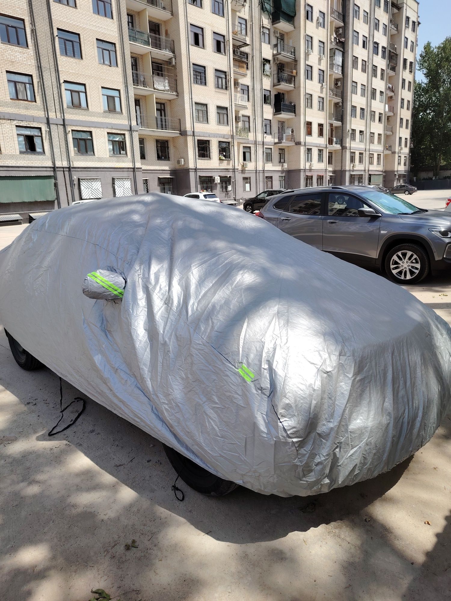 Avtomobillar uchun Yopinchiq aluminum rangda