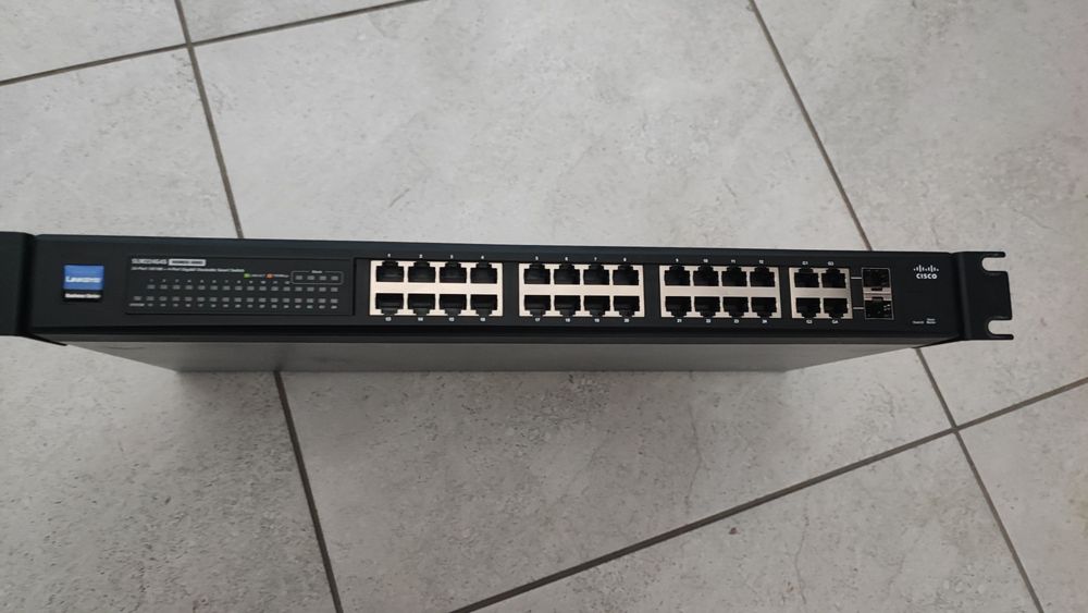 Linksys  SLM224G4S