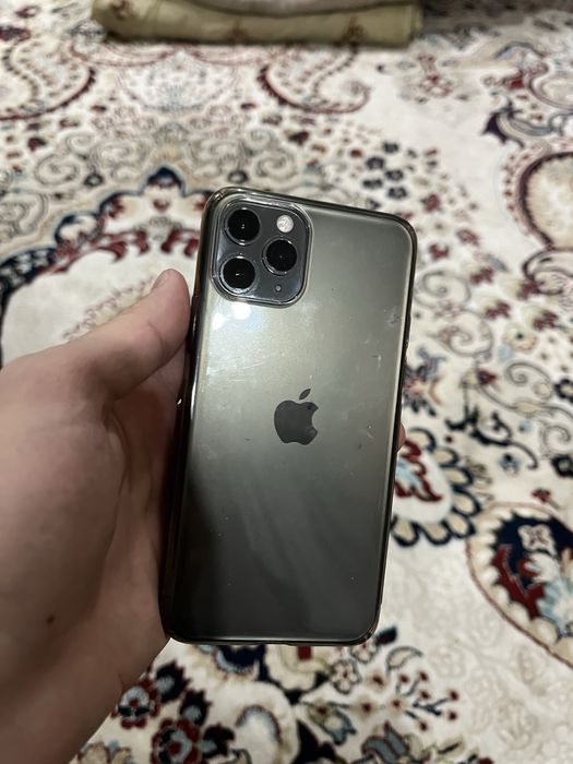 Продам Айфон 11 про