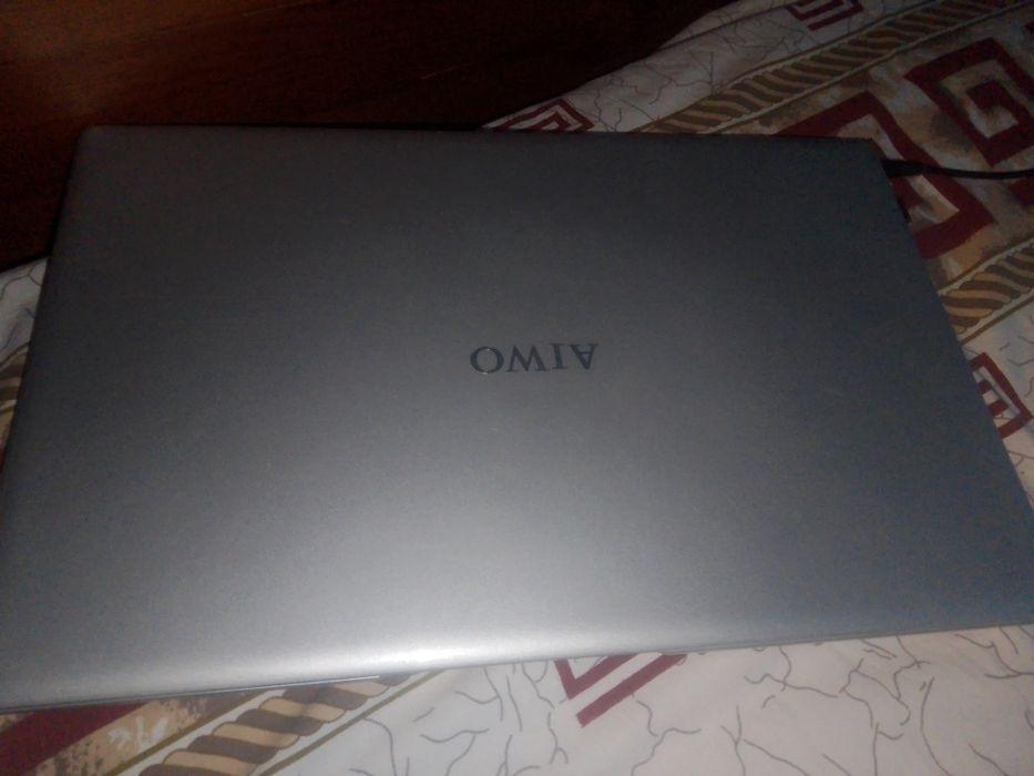 продам ноутбук AIWO