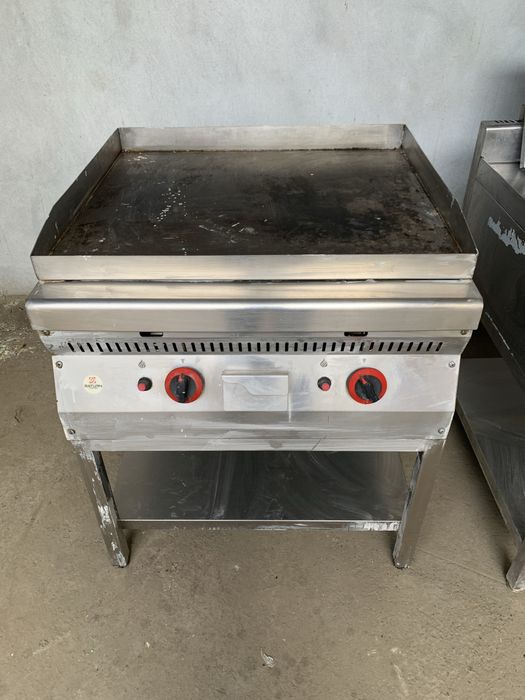 Профисианальная печь и плита газовая