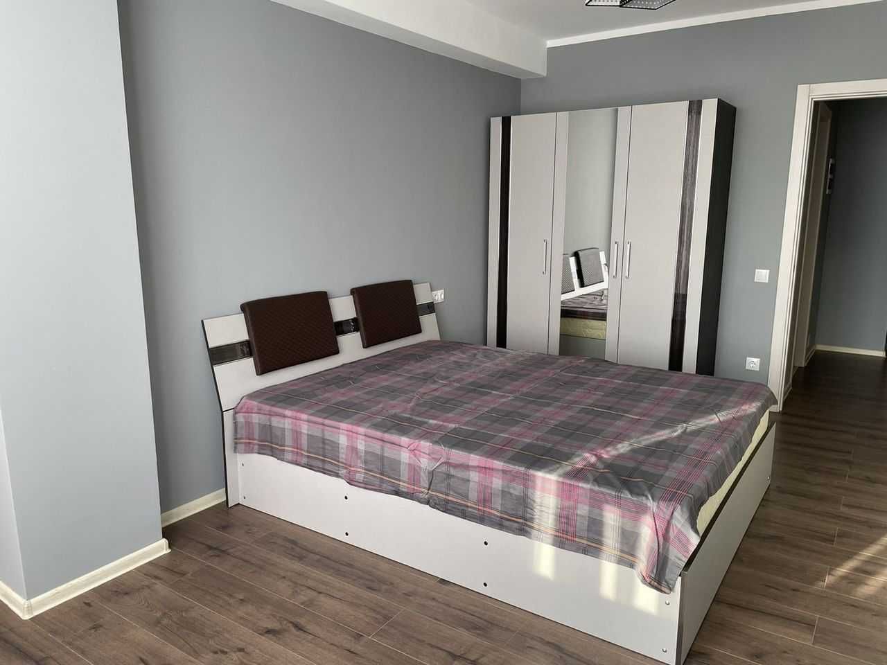 Дава се под наем Двустаен апартамент в София, Люлин 8 - 47 кв.м за 350 € - Снимка #1