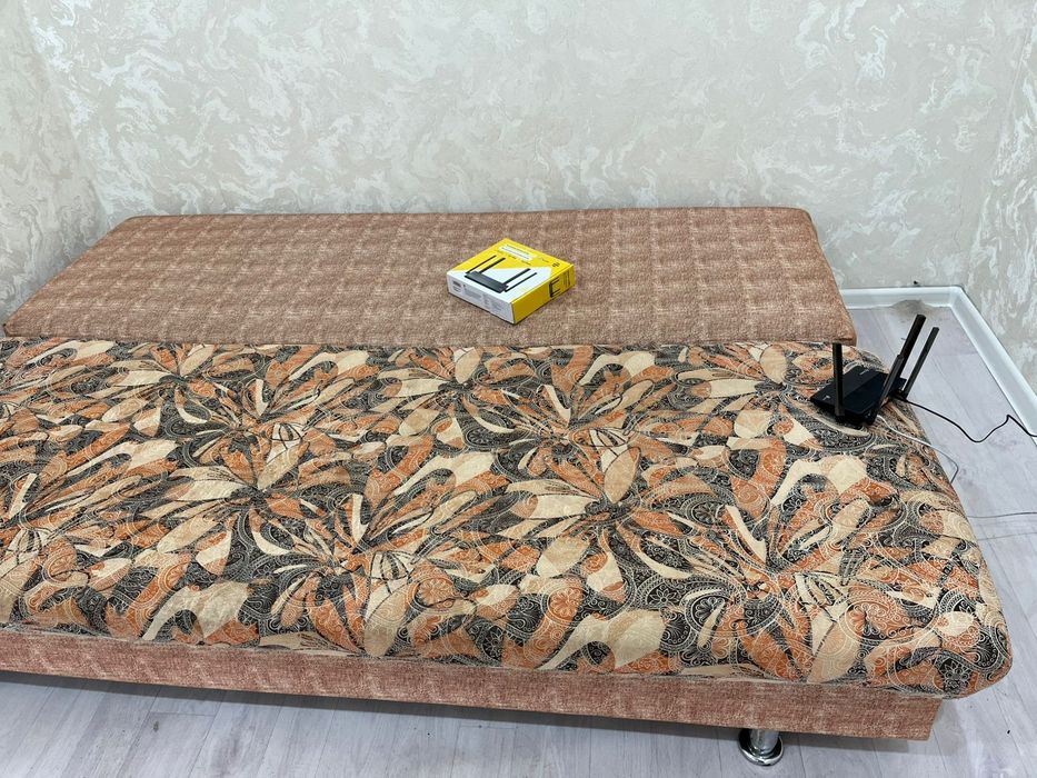 Продам диван срочно