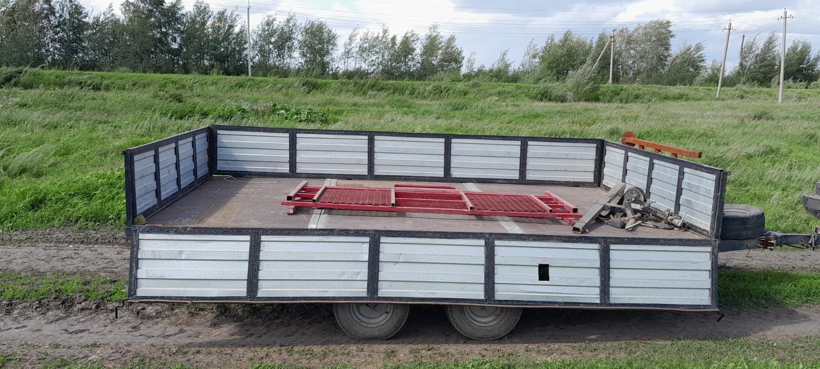 Прицеп-тандем, тралл с жилым модулем