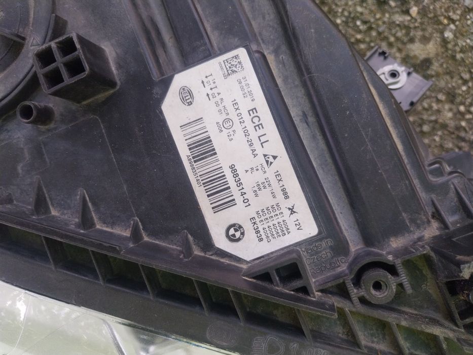 Десен фар за bmw 3 f30