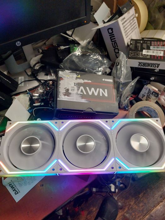 Set de ventilatoare daisy chain,unifan Asiahorse Dawn argb,albe,rever