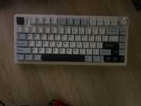 Продаю клавиатуры Aula f75
