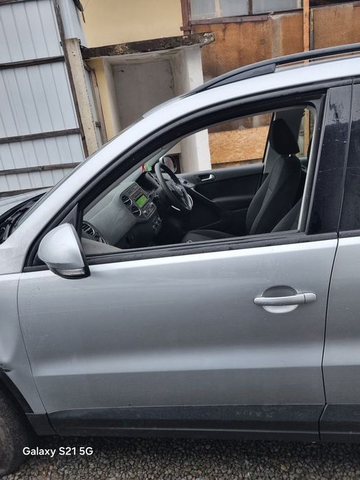 Usa Stanga Fata Volkswagen Tiguan 5N Facelift 2011 - 2015 SUV 4 Usi Argintiu (1399)