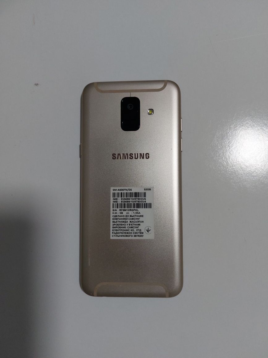 Samsung A6 срочно